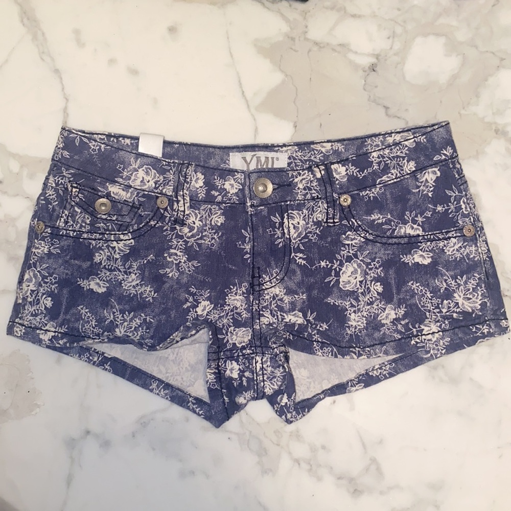 Vintage YMI Shorts‎ Floral print short micro mini shorts size 1